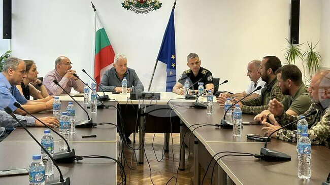 Ban on Entering Shumen Plateau Lifted, but Feline Predator Still on the Loose