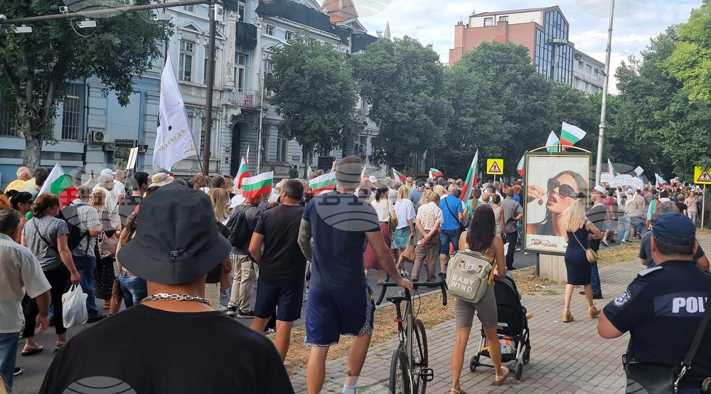 Варна - протест - евро