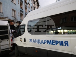 Протест за запазване на лева