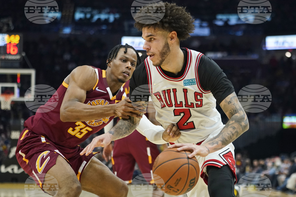 Cavaliers Bulls Trade Basketball