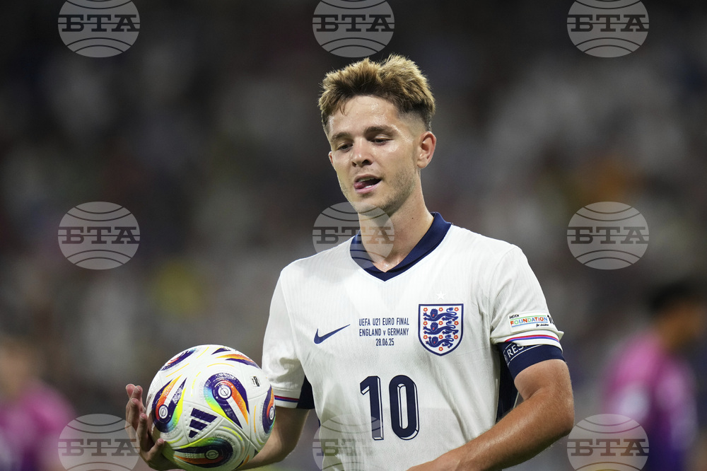 Нотингам Форест договори трансферите на двама английски младежки национали