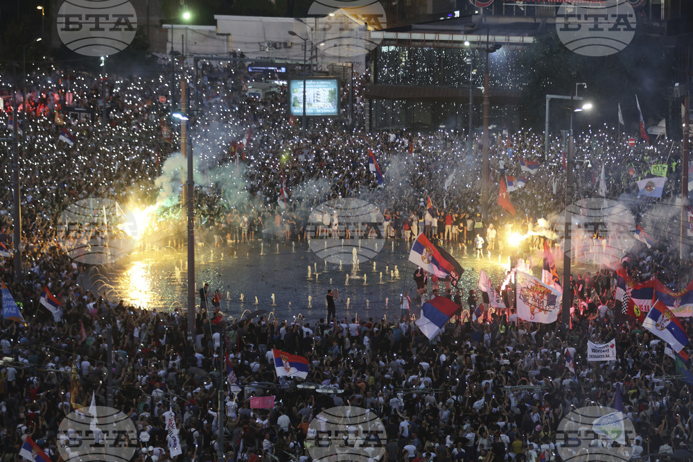 APTOPIX Serbia Protest