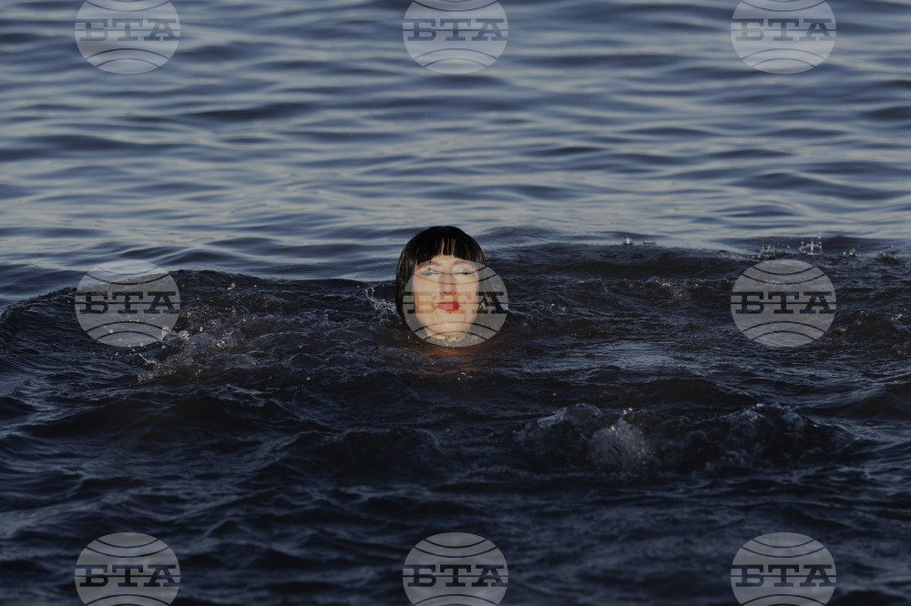Chile Water Plunge