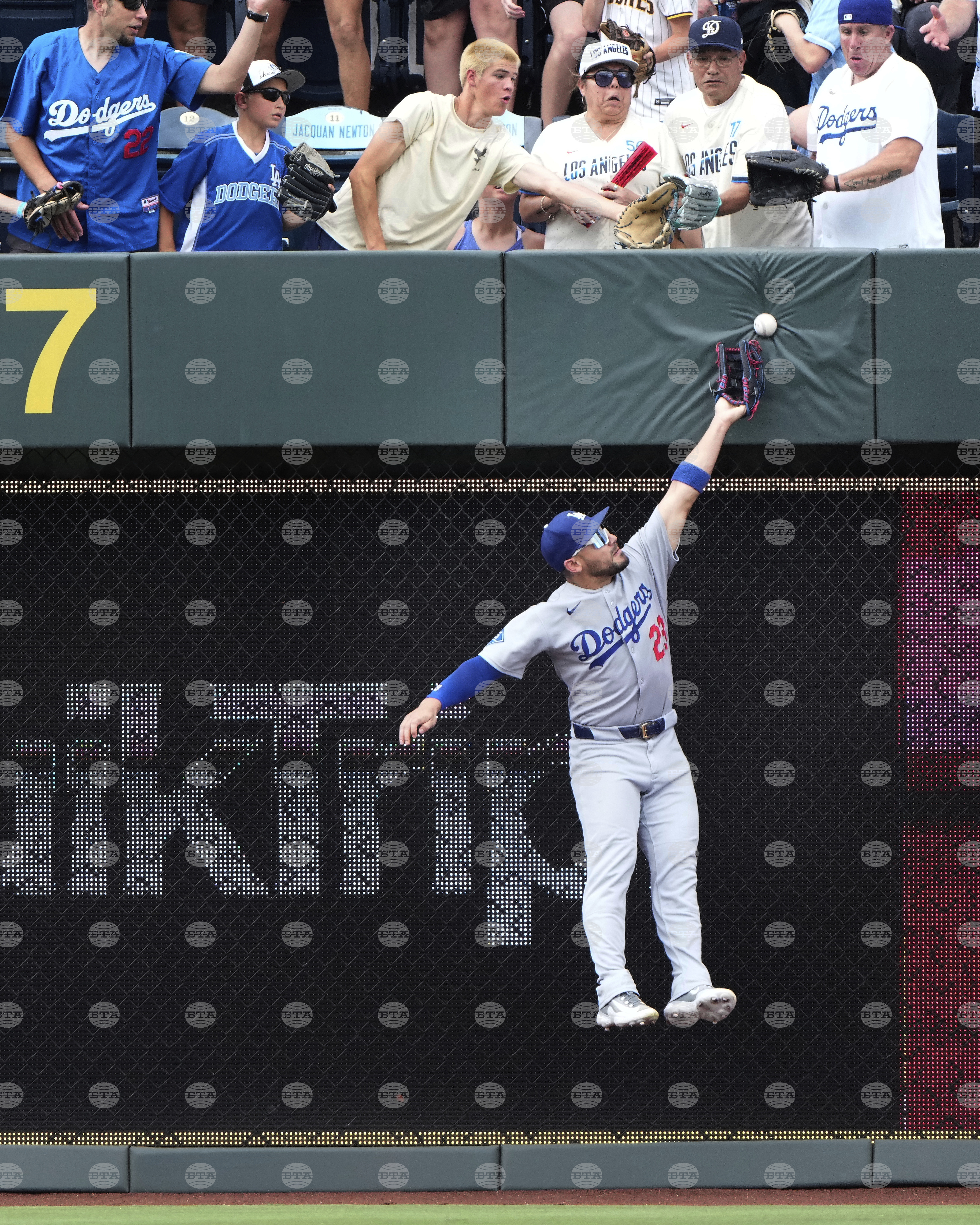 APTOPIX Dodgers Royals Baseball
