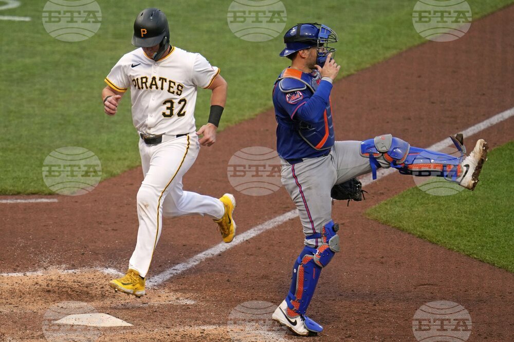 Mets Pirates Baseball