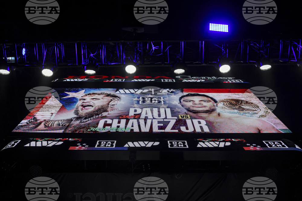 Paul Chavez Jr Boxing