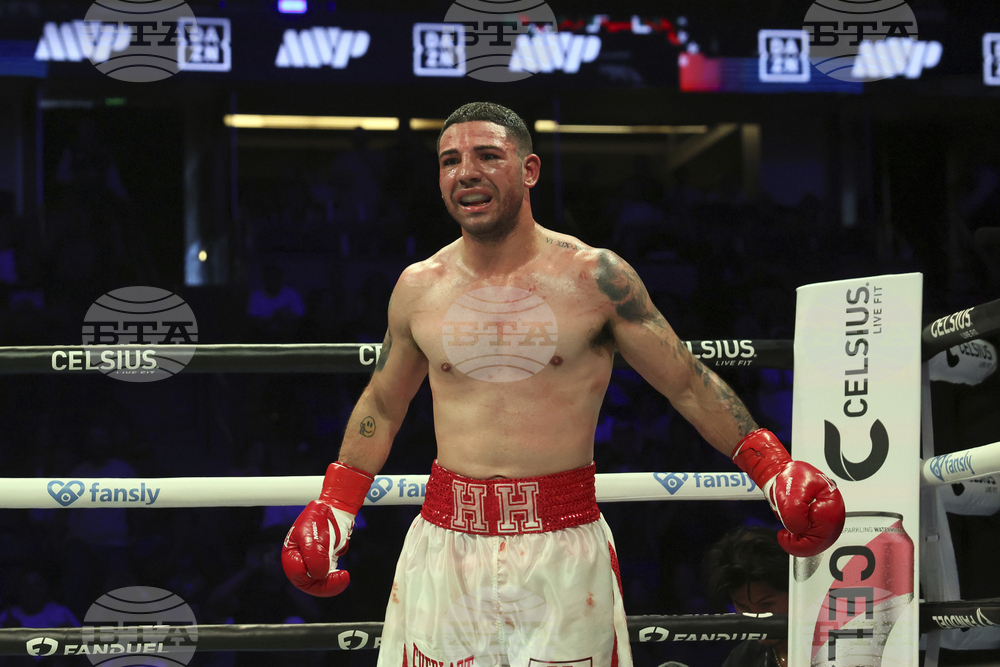 Paul Chavez Jr Boxing