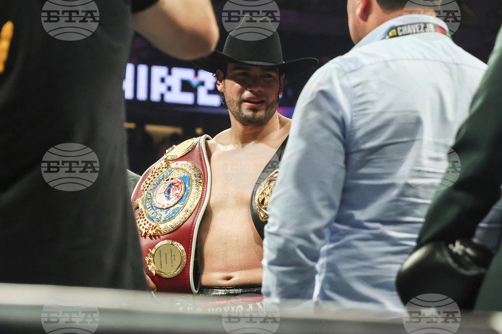 Paul Chavez Jr Boxing