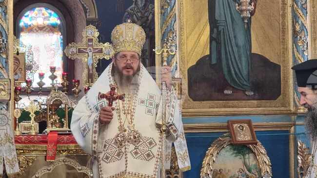 В Силистра почетоха паметта на светите първоапостоли Петър и Павел и на доростолските мъченици