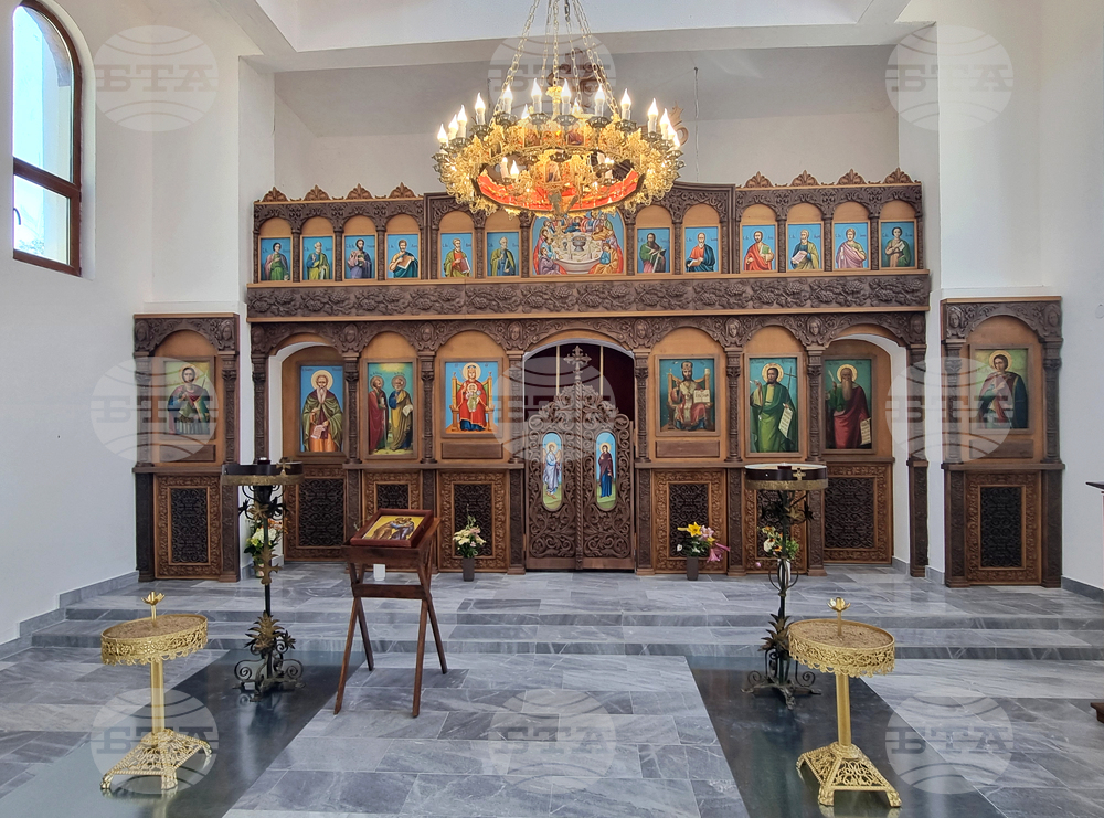 Село Божурица - църква "Св. св. Петър и Павел" - храмов празник