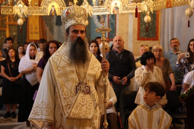 Патриарх Даниил връчи дипломите на завършващите Софийската духовна семинария "Св. Йоан Рилски"