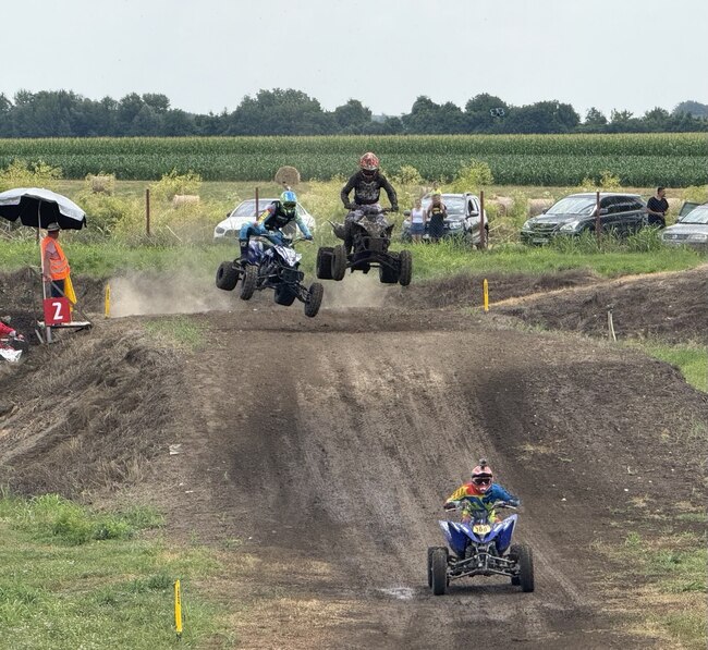 Община Русе: 40-метрови скокове и скоростни битки завладяха полигона Godzilla MX Track в Сандрово