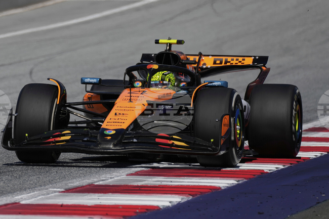 "Макларън" ще продаде на търг болида от Формула 1 за 2026 година преди да е участвал в състезания