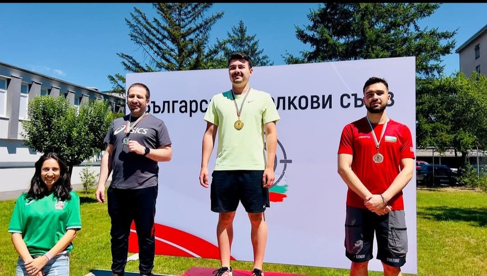 Калоян Стаменов триумфира на пистолет при мъжете на Държавното първенство по спортна стрелба 