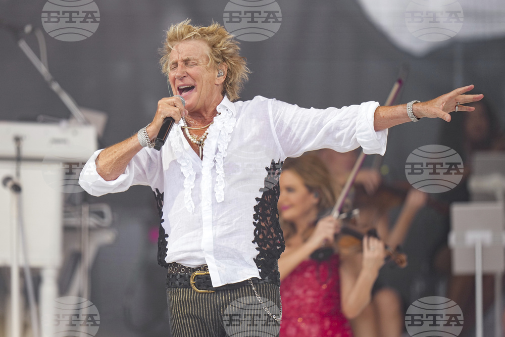 Britain Glastonbury Music Festival Day 5