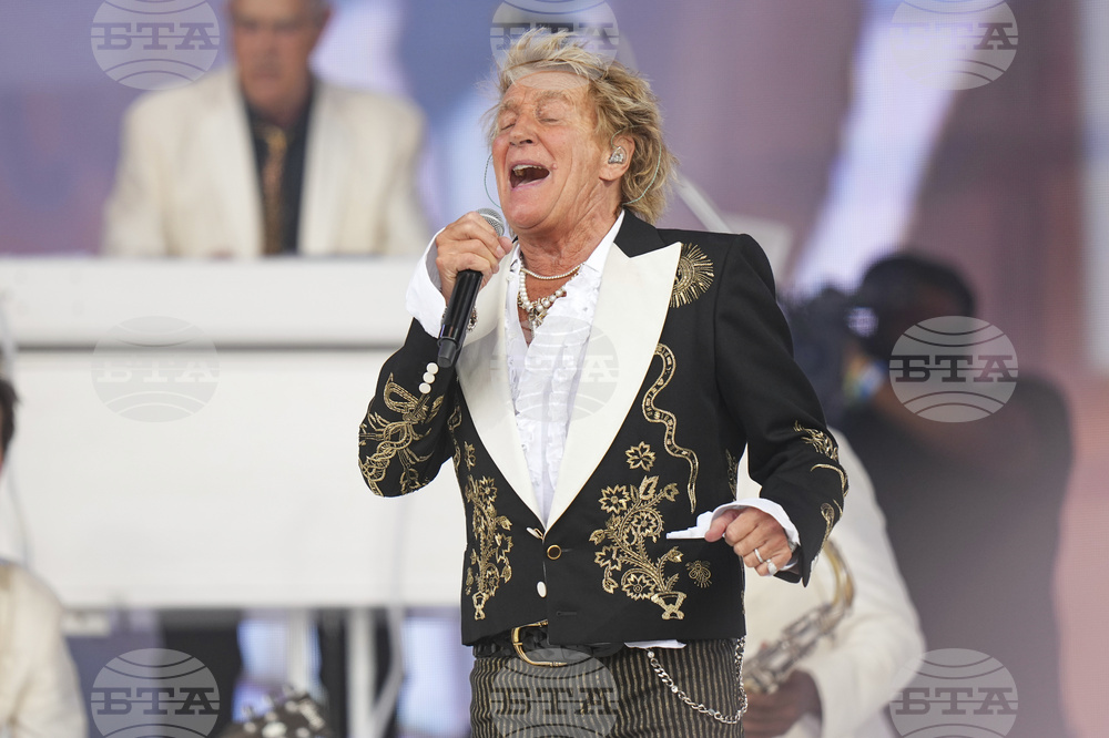 Britain Glastonbury Music Festival Day 5