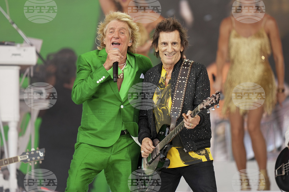 Britain Glastonbury Music Festival Day 5