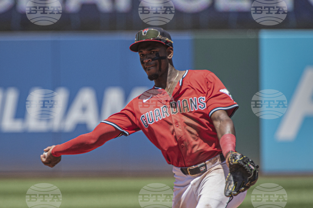 Cardinals Guardians Baseball