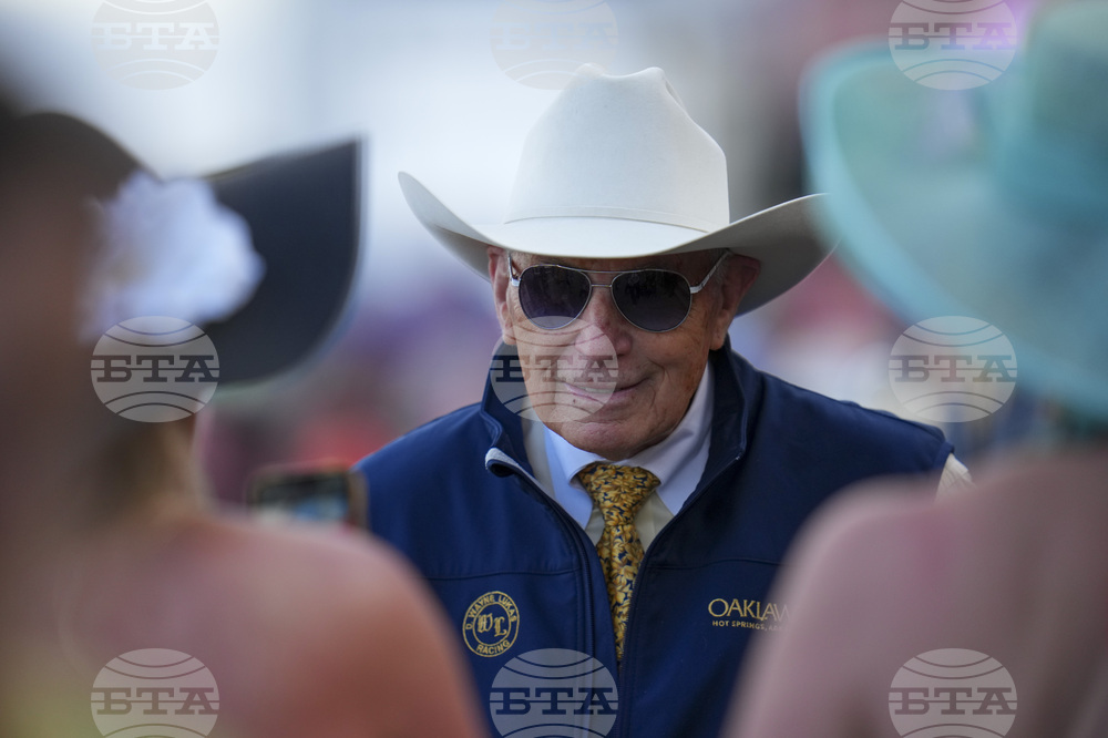 Obit-Lukas Horse Racing