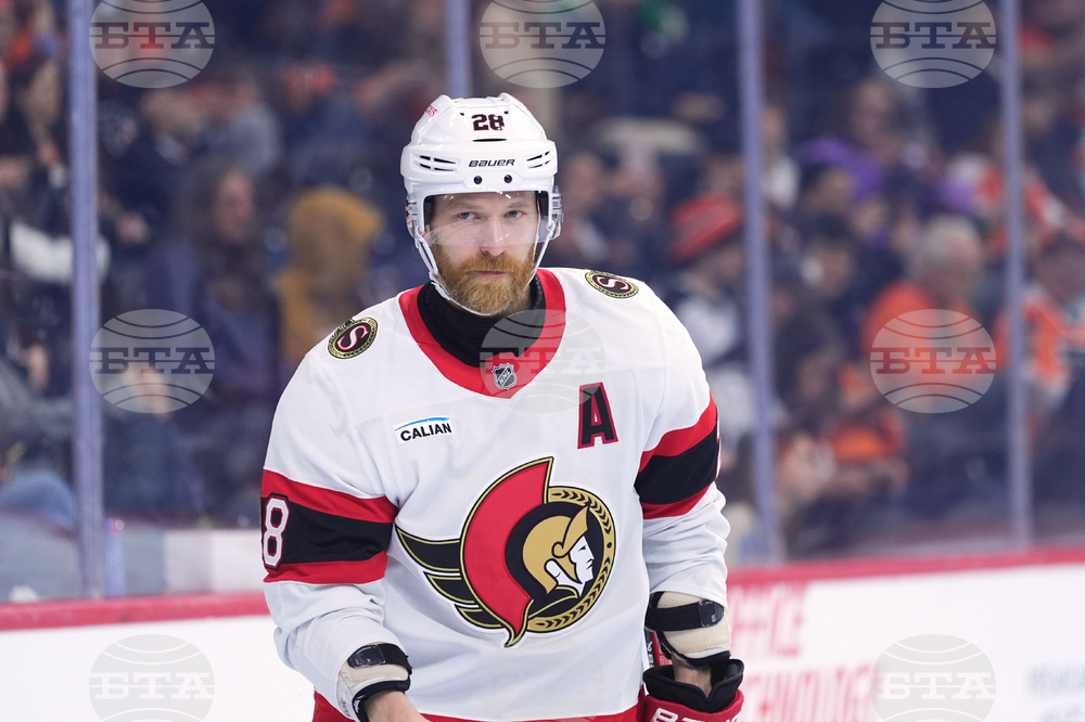 NHL-Moves Hockey