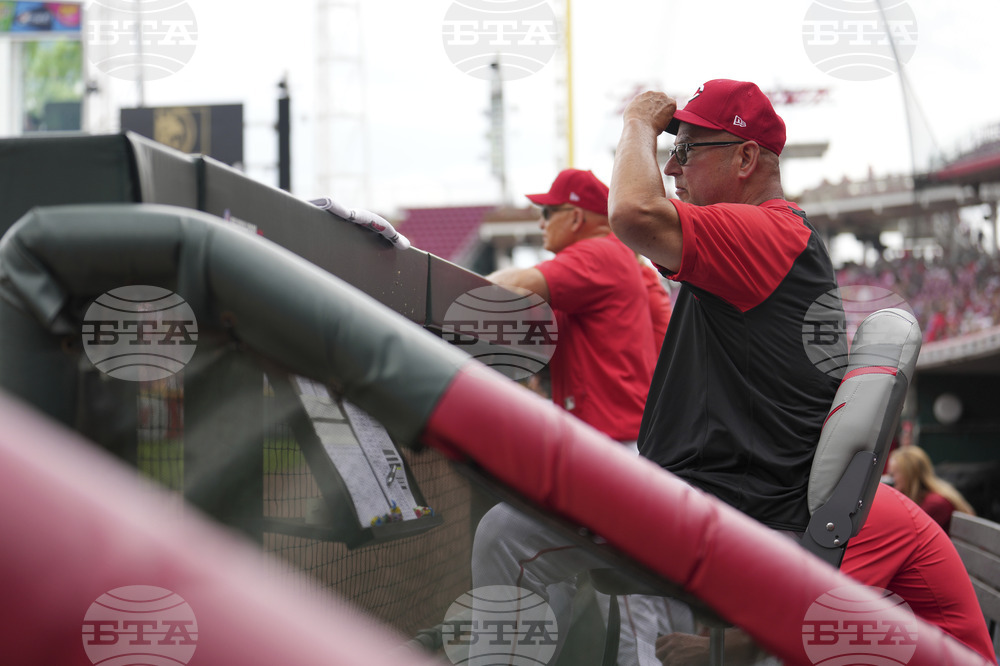 Padres Reds Baseball