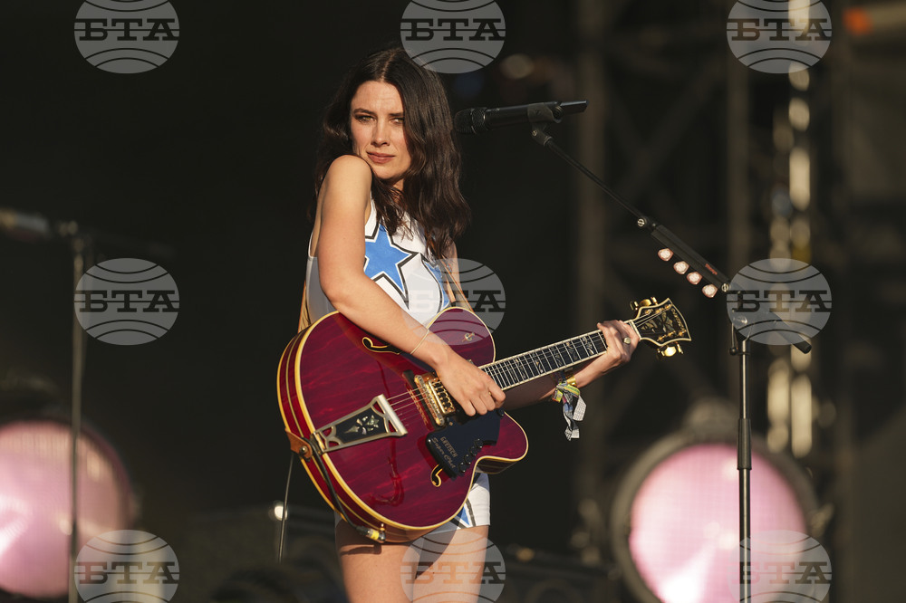 Britain Glastonbury Music Festival Day 5