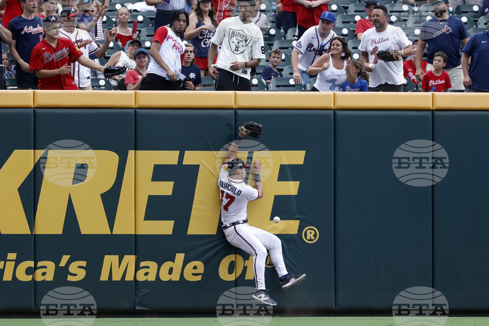 Phillies Braves Baseball