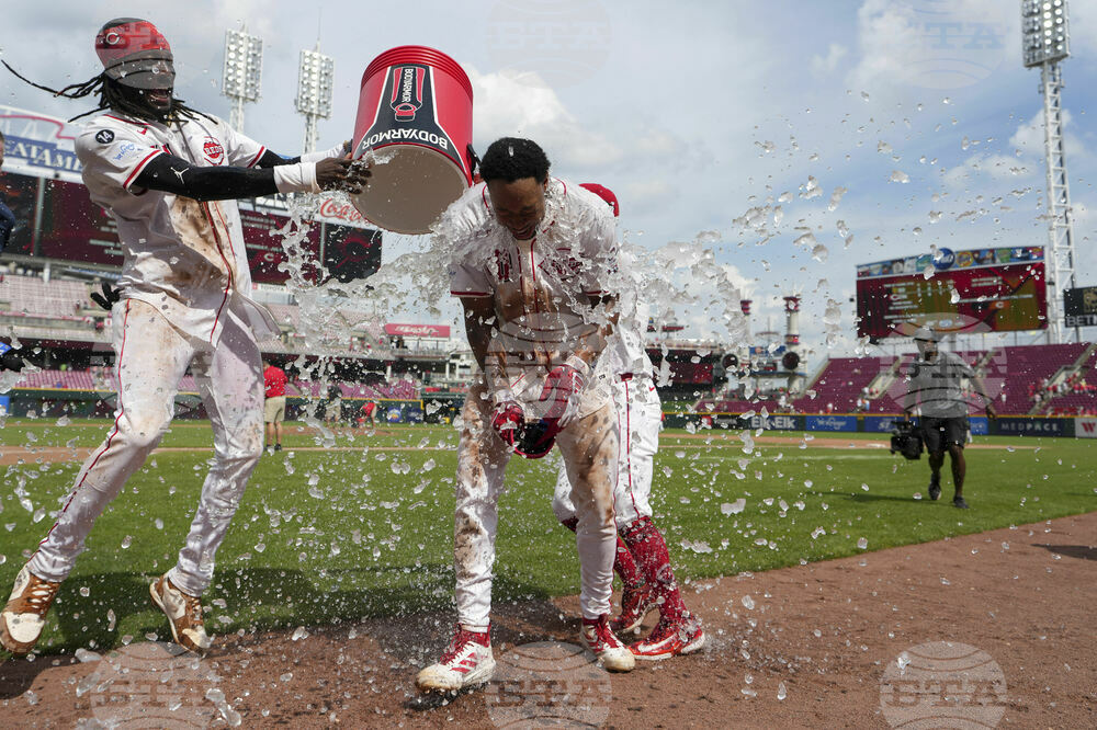 Padres Reds Baseball