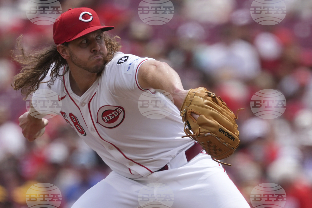 Padres Reds Baseball