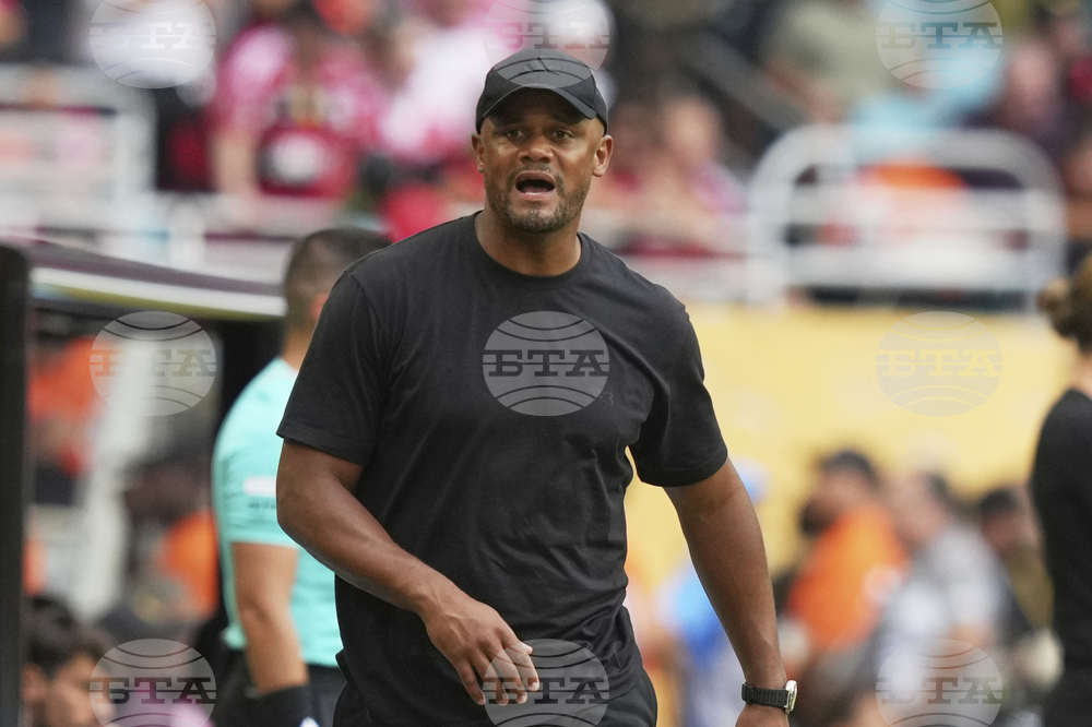 Треньорът на Байерн Мюнхен Венсан Компани след успеха над Фламенго: "Получи се страхотен мач за феновете"