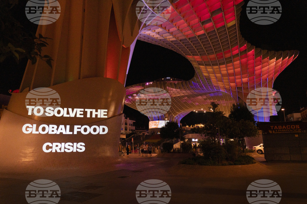 Hungry for Action Lights up Seville on the Eve of the UN's FFD4
