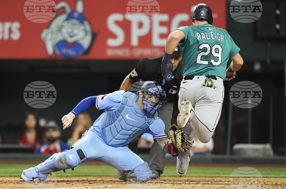 Mariners Rangers Baseball