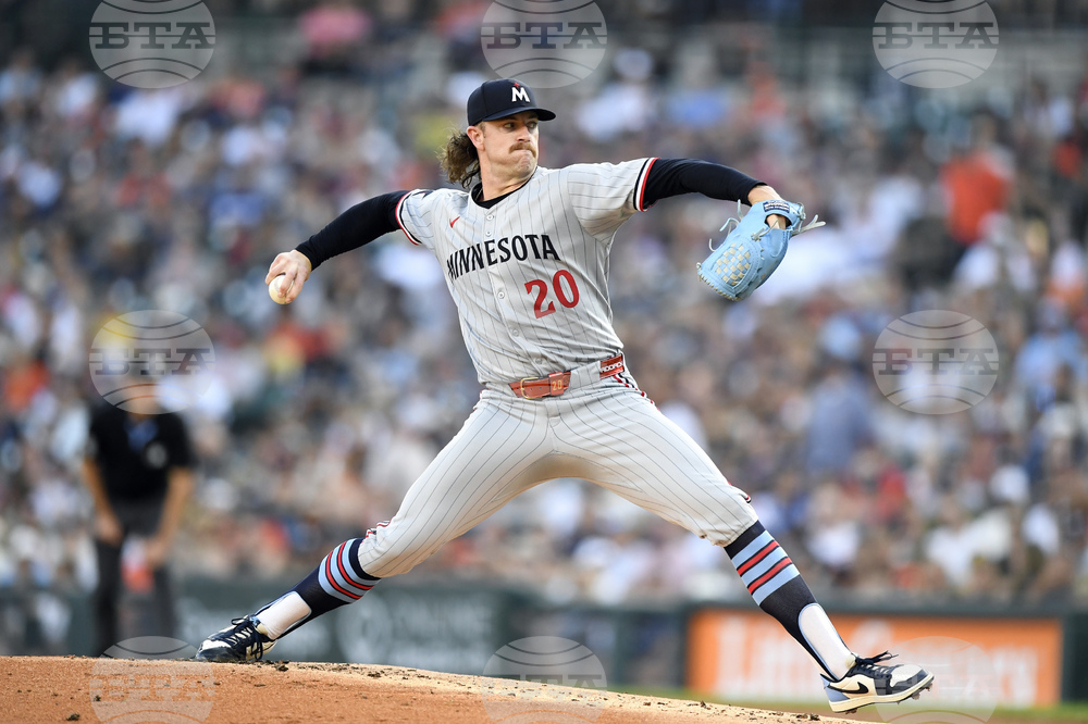 Twins Tigers Baseball