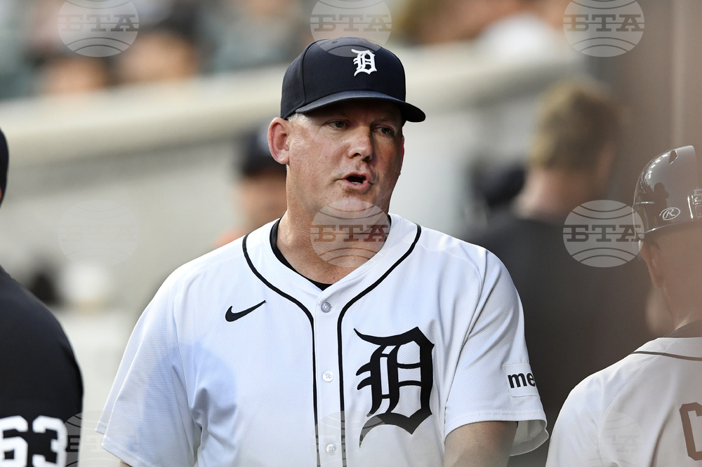 Twins Tigers Baseball