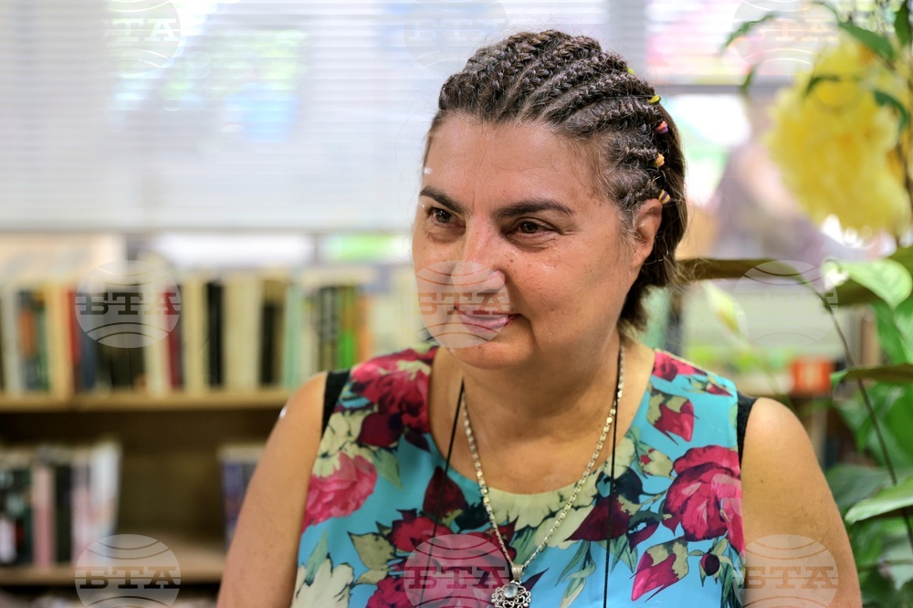 One Sofia Librarian Says People Haven't Given Up on Reading and Kids Read Even More