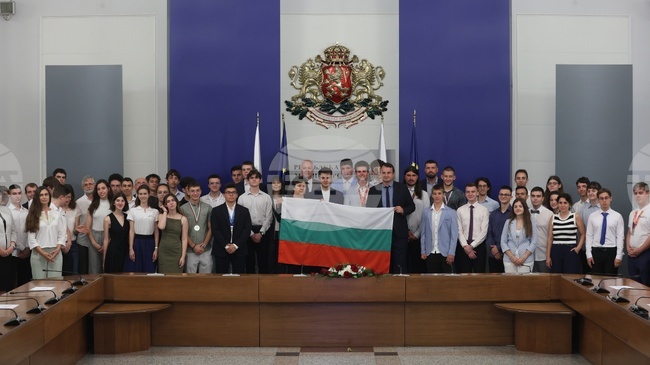 PM Radev to Present National Flag to Science Olympiad Teams