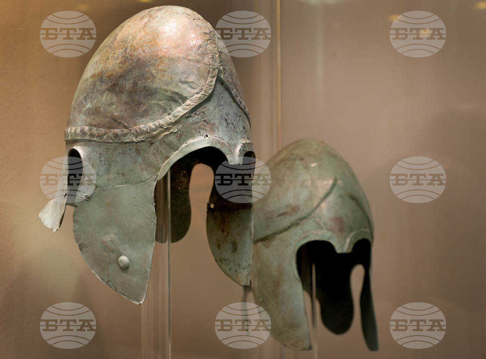 Изложба във Варненския археологически музей представя тракийско оръжие и снаряжение от няколко колекции