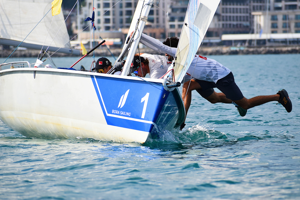 Швейцарски екипаж спечели българския етап от Европейския мач-рейс шампионат по ветроходство