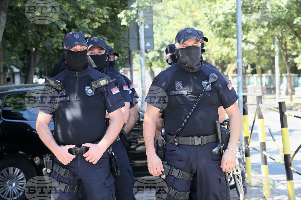 Нови арести в Белград заради гражданско неподчинение 