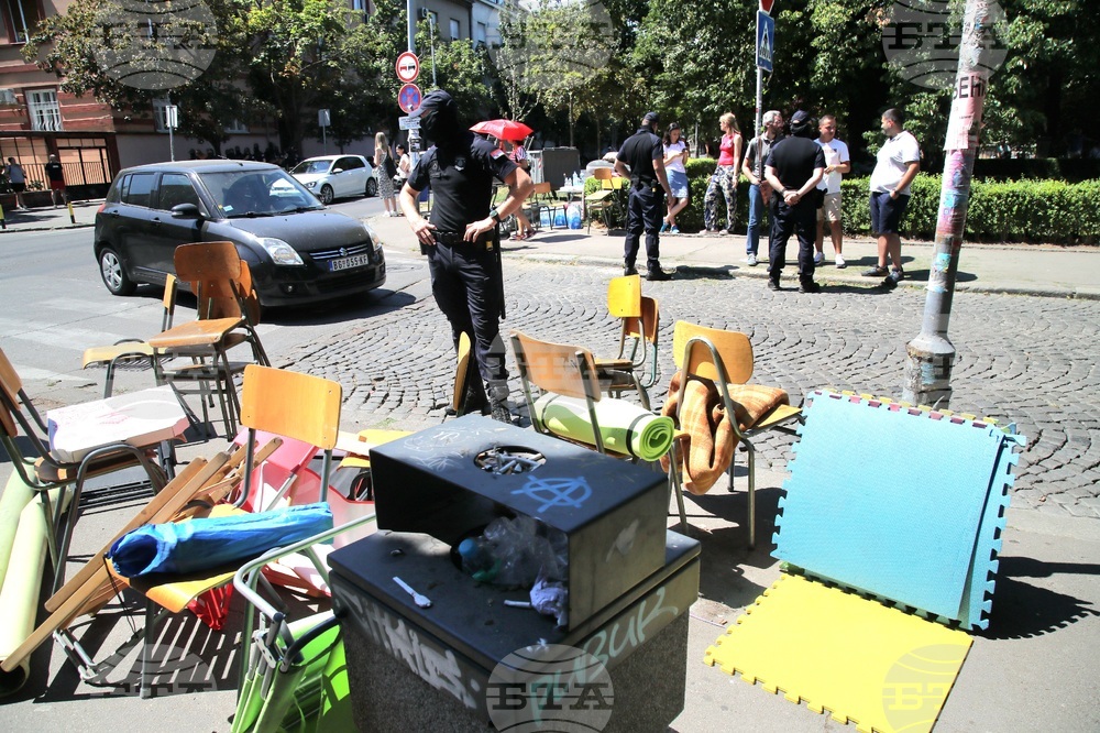 Премахнаха блокадата в белградския квартал Земун; протестиращите подготвят нови в други градове в Сърбия 