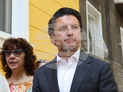 Паметна плоча в чест на Кирил Маричков - откриване