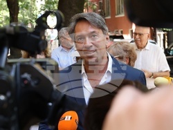 Паметна плоча в чест на Кирил Маричков - откриване