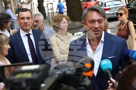 Паметна плоча в чест на Кирил Маричков - откриване