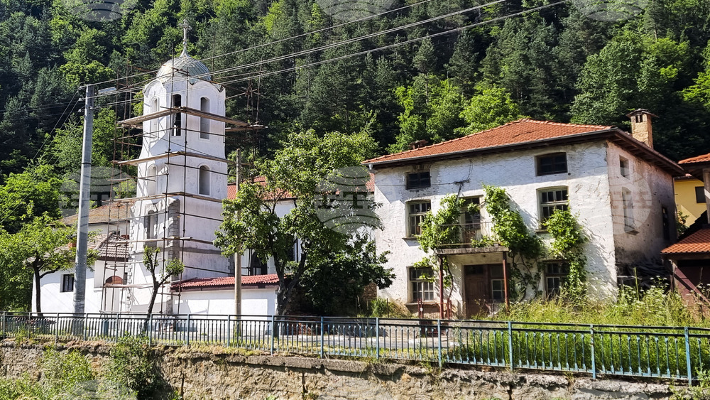 Дарителска инициатива за завършване ремонта на 150-годишната църква „Св. Николай“ се организира по време на празника на село Арда