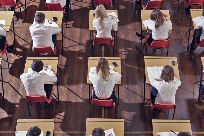 Медицински университет - София отбелязва ръст в броя на кандидатите за редовни приемни изпити