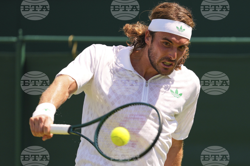 Водачът в схемата Циципас отпадна на турнира по тенис в Уинстън-Сейлъм