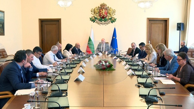 PM Zhelyazkov Convenes Meeting of Oversight Mechanism on Bulgaria’s Smooth Euro Transition