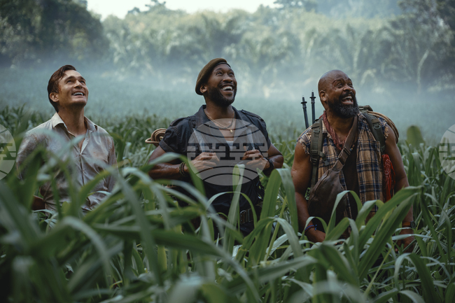 "Джурасик свят: Прераждане" продължава да е най-гледаният филм в киносалоните у нас