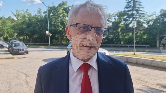 Приоритетите на „Продължаваме промяната“ не се променят след оставката на Кирил Петков, каза в Търговище депутатът Николай Денков