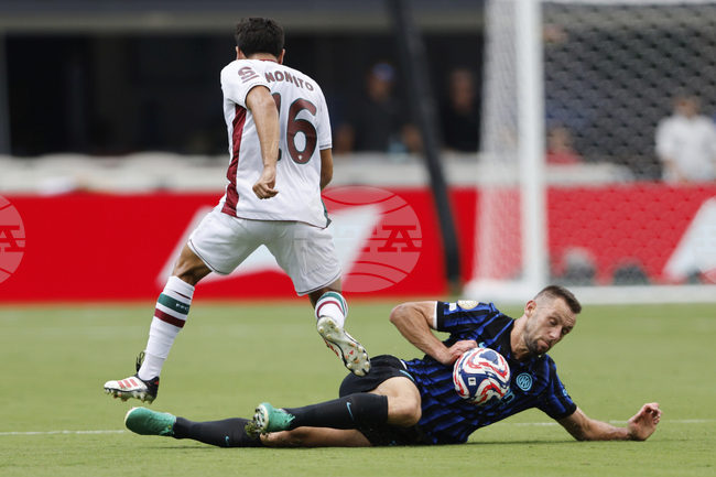 Стефан де Фрай: "В този момент е трудно да кажа от какво сме горди"